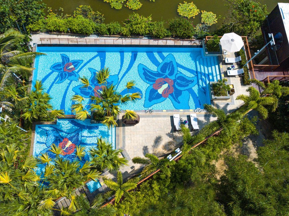 Holiday Inn & Suites Sanya Yalong Bay Exterior foto