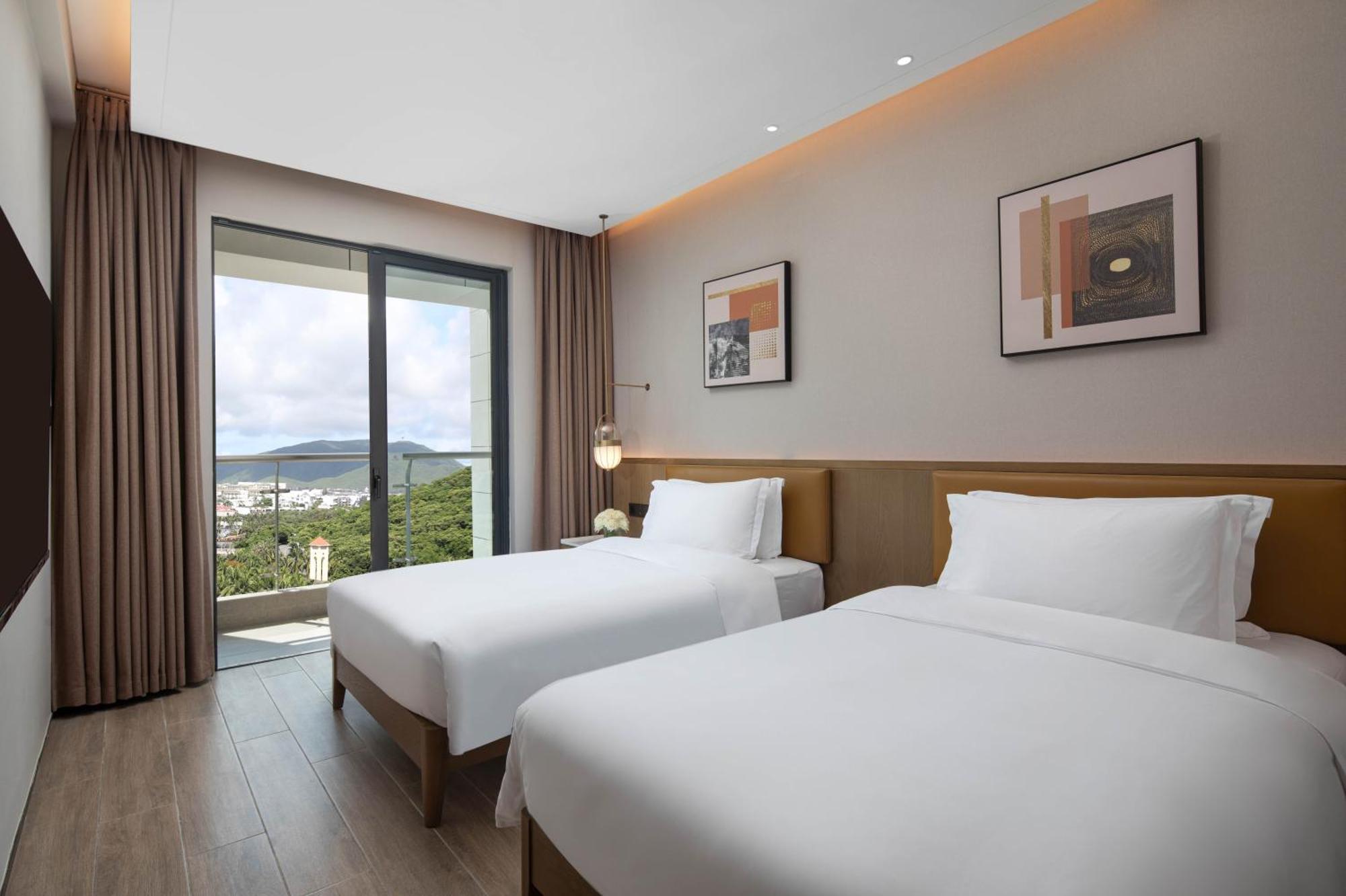 Holiday Inn & Suites Sanya Yalong Bay Exterior foto