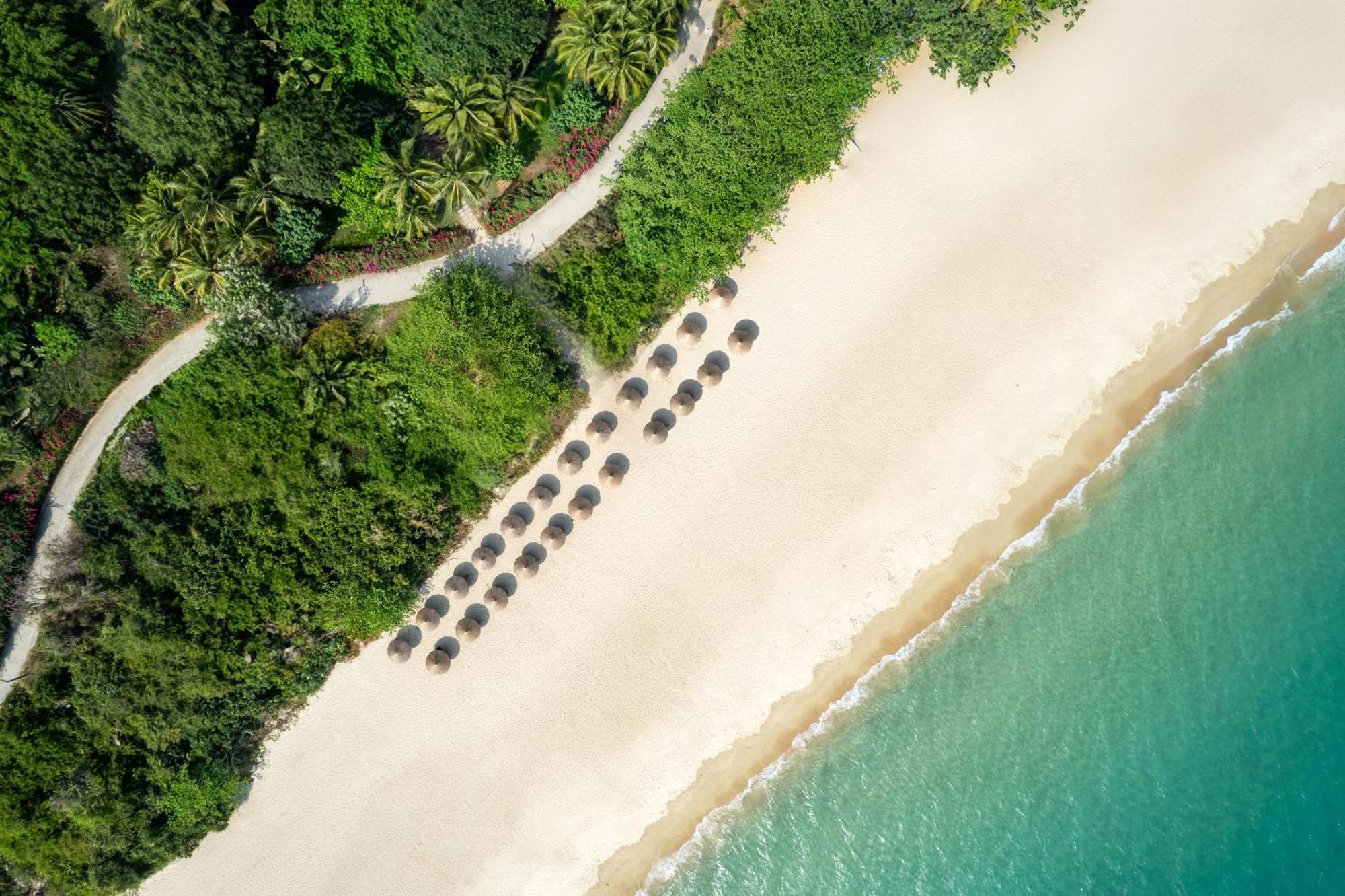 Holiday Inn & Suites Sanya Yalong Bay Exterior foto