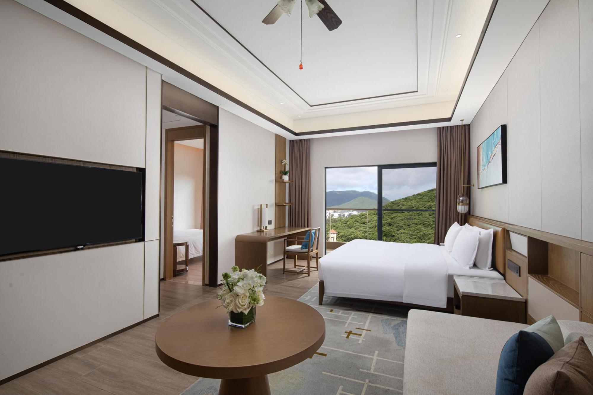 Holiday Inn & Suites Sanya Yalong Bay Exterior foto